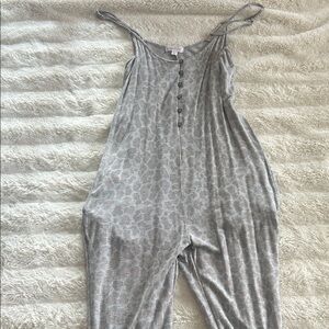 Colsie Gray Leopard Print Jumpsuit